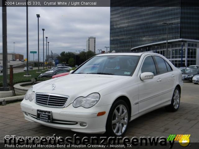 2004 Lexus ES 330 in Crystal White