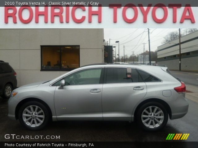 2010 Toyota Venza I4 in Classic Silver Metallic