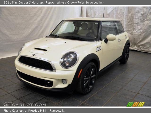 2011 Mini Cooper S Hardtop in Pepper White