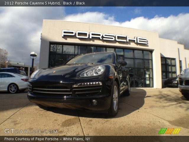 2012 Porsche Cayenne S Hybrid in Black