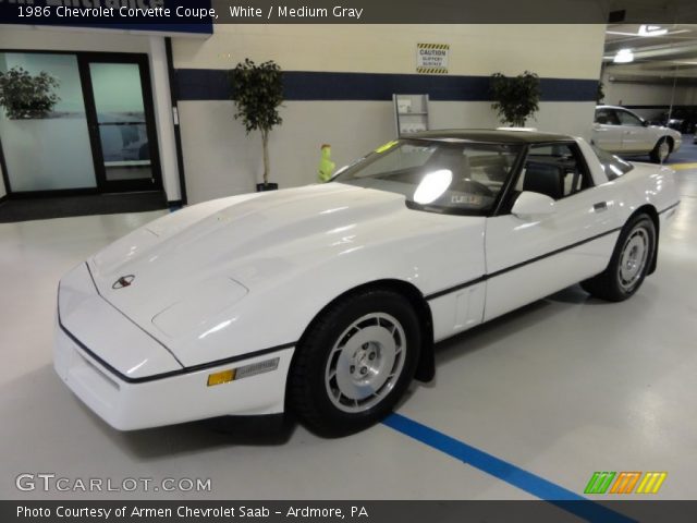 1986 Chevrolet Corvette Coupe in White