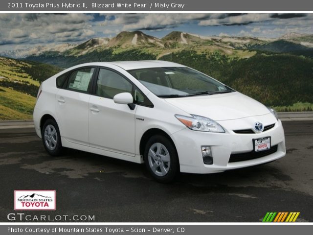 2011 Toyota Prius Hybrid II in Blizzard White Pearl