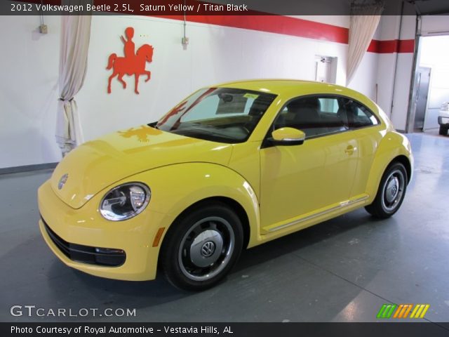 2012 Volkswagen Beetle 2.5L in Saturn Yellow