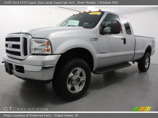 2005 Ford F350 Super Duty Lariat SuperCab 4x4 in Silver Metallic