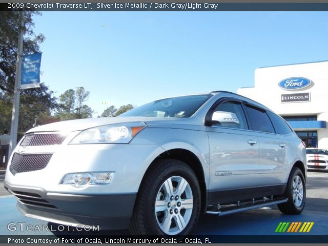 2009 Chevrolet Traverse LT in Silver Ice Metallic