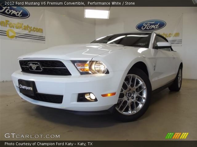 2012 Ford Mustang V6 Premium Convertible in Performance White
