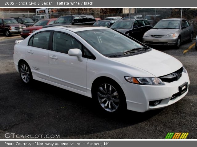 2009 Honda Civic Si Sedan in Taffeta White