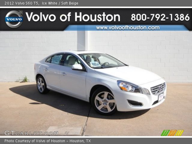 2012 Volvo S60 T5 in Ice White