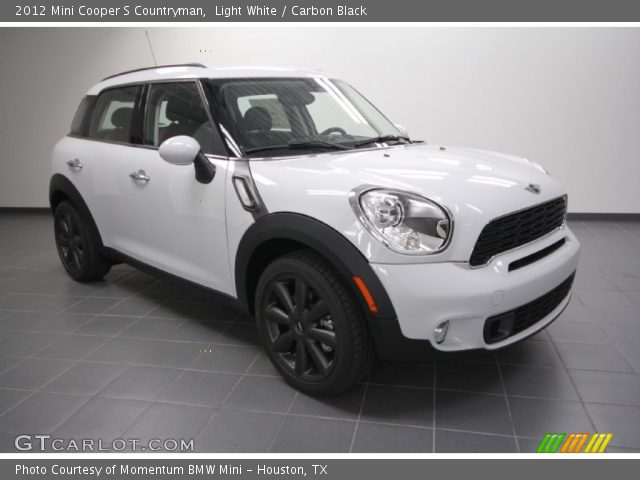 2012 Mini Cooper S Countryman in Light White