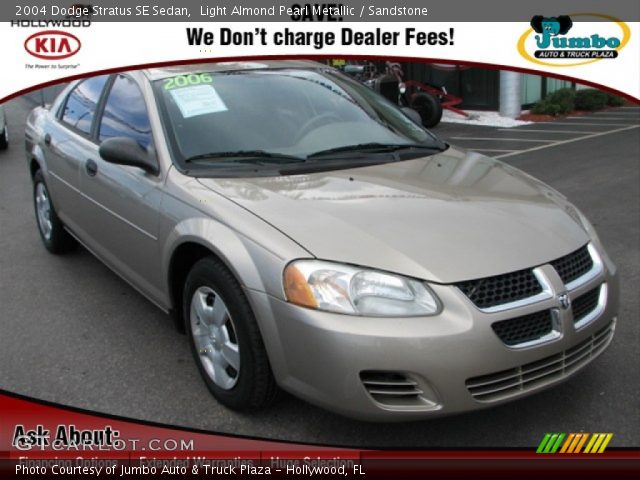 2004 Dodge Stratus SE Sedan in Light Almond Pearl Metallic