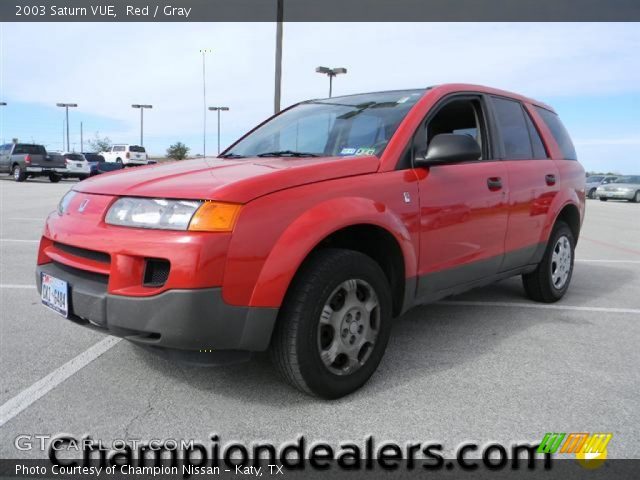 2003 Saturn VUE  in Red