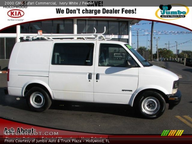 2000 GMC Safari Commercial in Ivory White