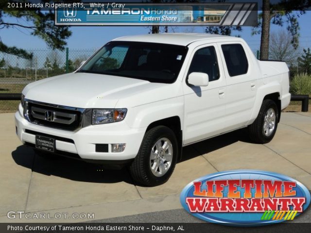 2011 Honda Ridgeline RTS in White