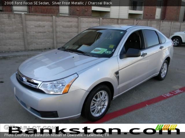 2008 Ford Focus SE Sedan in Silver Frost Metallic