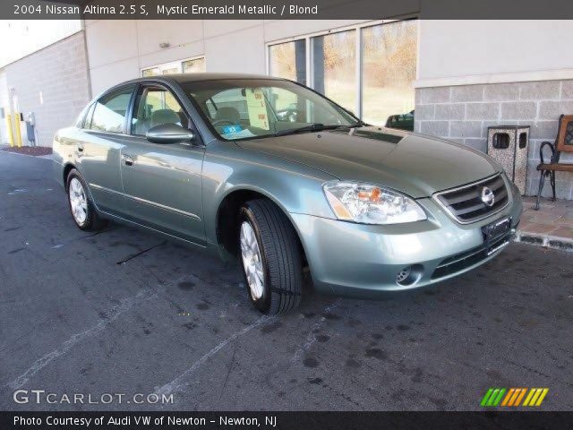 2004 Nissan Altima 2.5 S in Mystic Emerald Metallic