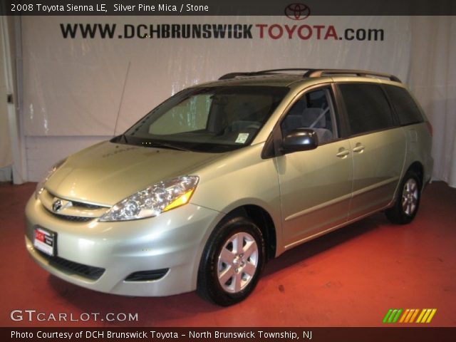 2008 Toyota Sienna LE in Silver Pine Mica