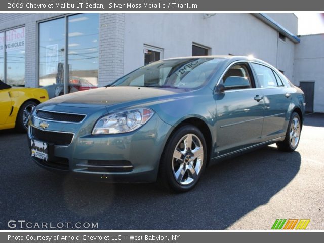 2009 Chevrolet Malibu LT Sedan in Silver Moss Metallic
