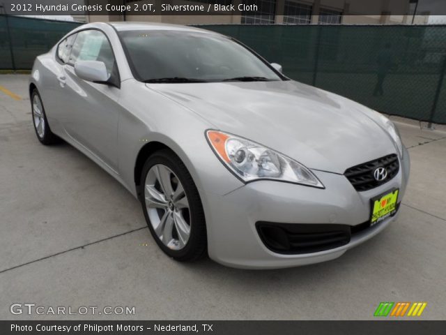 2012 Hyundai Genesis Coupe 2.0T in Silverstone