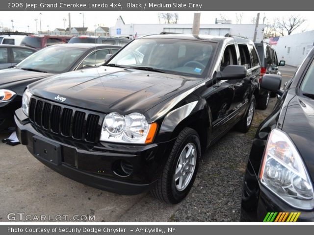 2006 Jeep Grand Cherokee Laredo 4x4 in Black