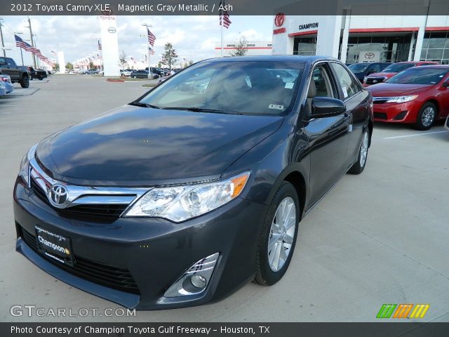 2012 Toyota Camry XLE in Magnetic Gray Metallic