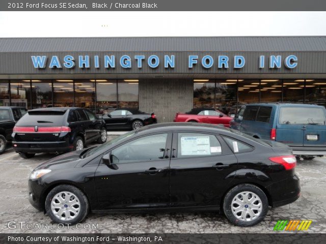 2012 Ford Focus SE Sedan in Black