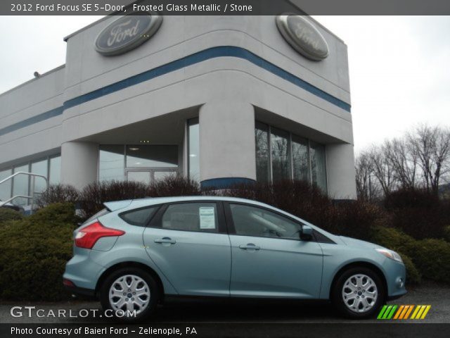 2012 Ford Focus SE 5-Door in Frosted Glass Metallic