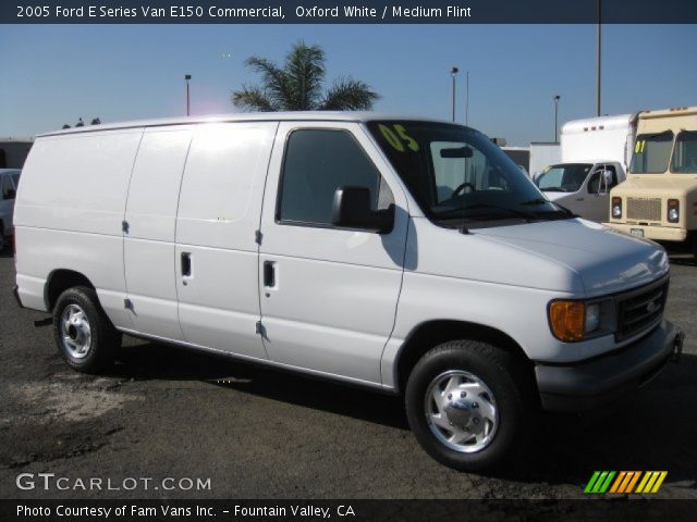 2005 Ford E Series Van E150 Commercial in Oxford White