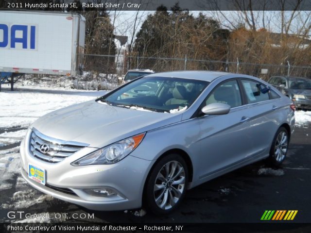 2011 Hyundai Sonata SE in Radiant Silver