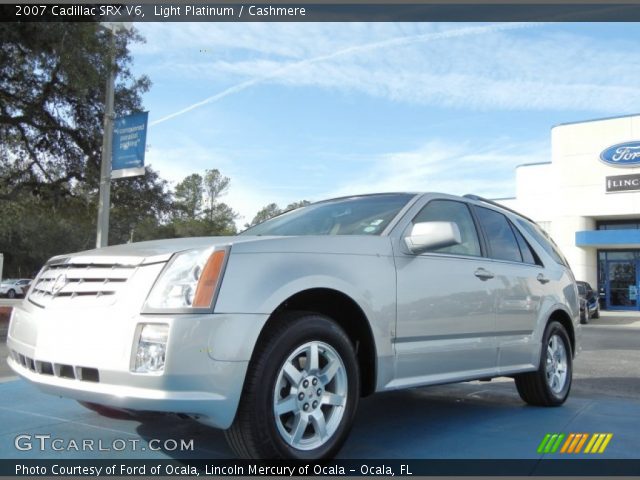 2007 Cadillac SRX V6 in Light Platinum