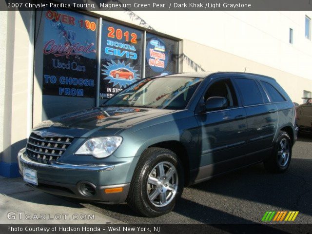 2007 Chrysler Pacifica Touring in Magnesium Green Pearl