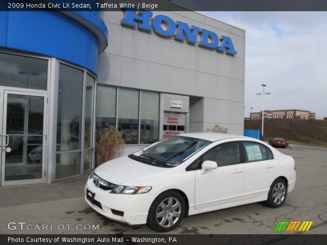 2009 Honda Civic LX Sedan in Taffeta White