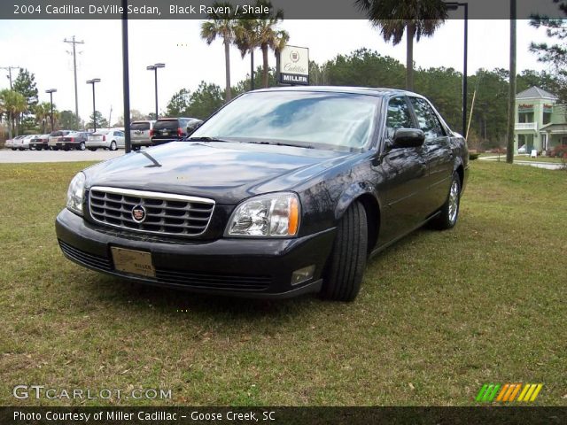 2004 Cadillac DeVille Sedan in Black Raven