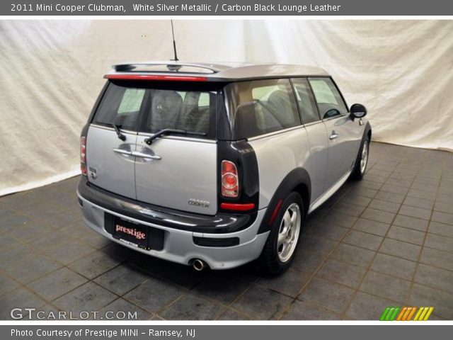 2011 Mini Cooper Clubman in White Silver Metallic