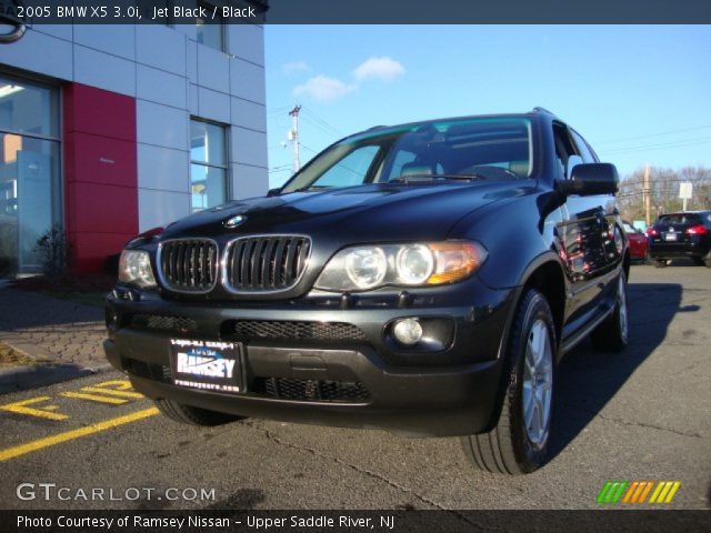 2005 BMW X5 3.0i in Jet Black