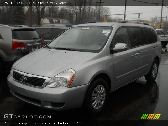 2011 Kia Sedona LX in Clear Silver