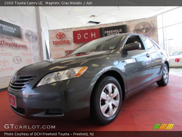 2009 Toyota Camry LE in Magnetic Gray Metallic