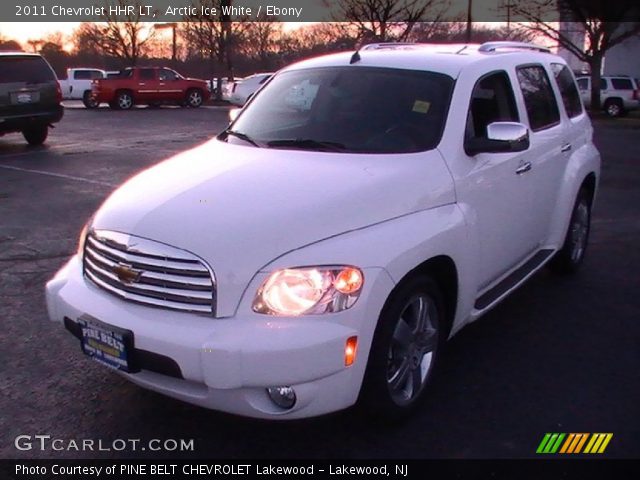 2011 Chevrolet HHR LT in Arctic Ice White