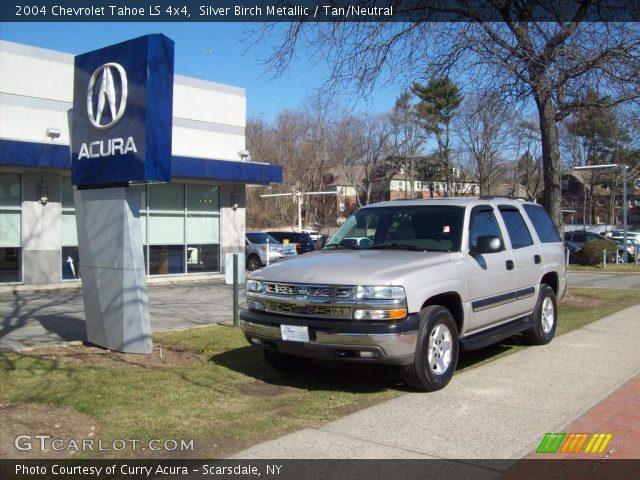 2004 Chevrolet Tahoe LS 4x4 in Silver Birch Metallic