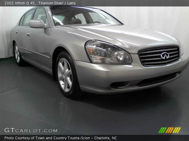 2002 Infiniti Q 45 in Titanium Silver