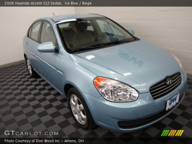 2006 Hyundai Accent GLS Sedan in Ice Blue