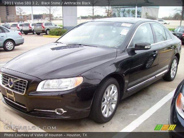 2011 Volvo S80 3.2 in Black Stone