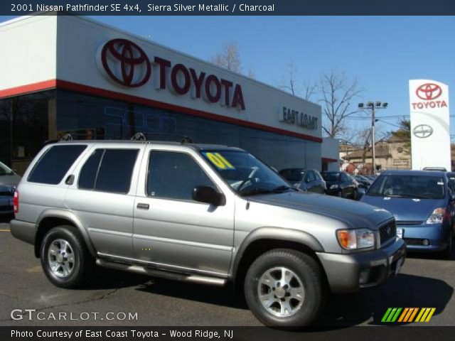 2001 Nissan Pathfinder SE 4x4 in Sierra Silver Metallic