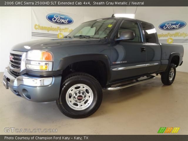 2006 GMC Sierra 2500HD SLT Extended Cab 4x4 in Stealth Gray Metallic