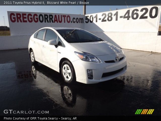 2011 Toyota Prius Hybrid II in Blizzard White Pearl