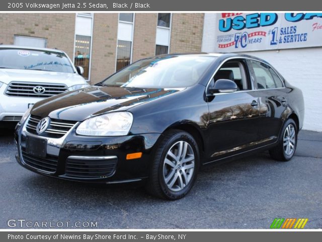 2005 Volkswagen Jetta 2.5 Sedan in Black