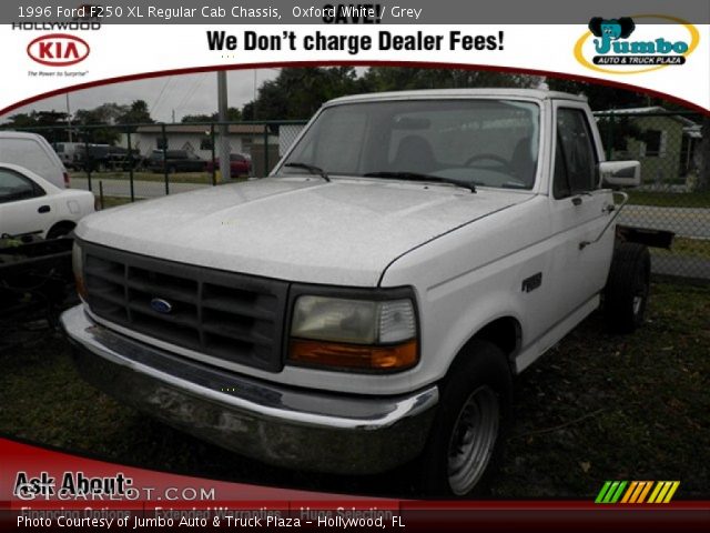 1996 Ford F250 XL Regular Cab Chassis in Oxford White