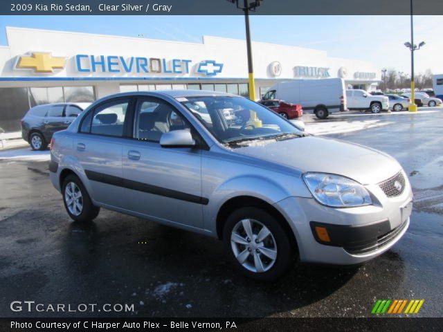 2009 Kia Rio Sedan in Clear Silver