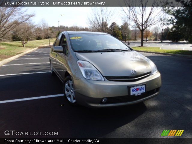 2004 Toyota Prius Hybrid in Driftwood Pearl