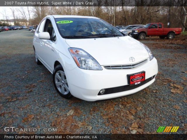 2007 Toyota Prius Hybrid in Super White