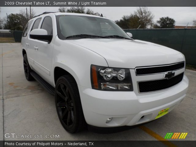 2009 Chevrolet Tahoe LT in Summit White